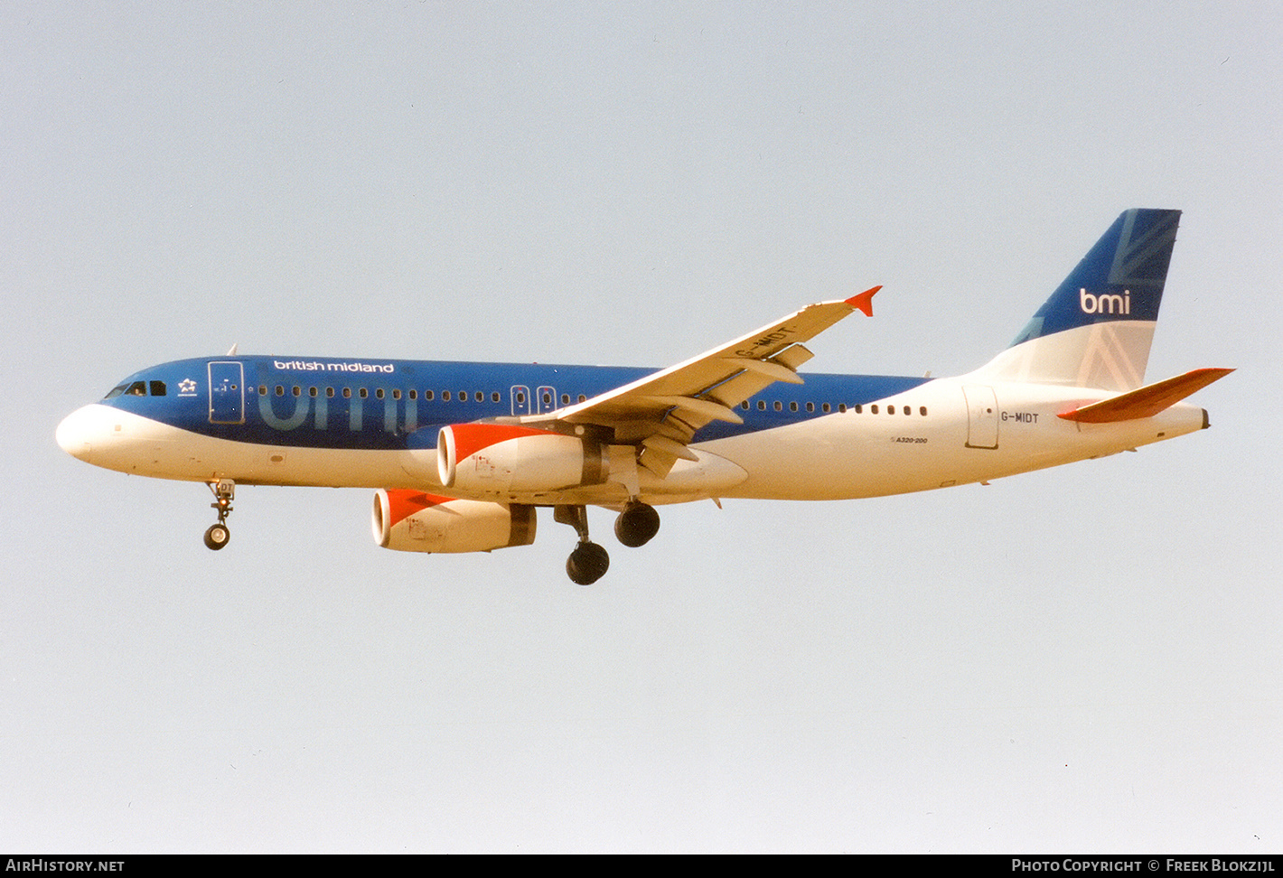 Aircraft Photo of G-MIDT | Airbus A320-232 | BMI - British Midland International | AirHistory.net #466920