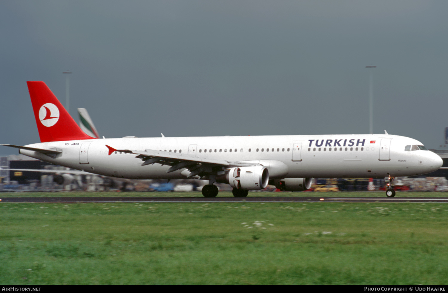 Aircraft Photo of TC-JMA | Airbus A321-111 | Turkish Airlines | AirHistory.net #467104