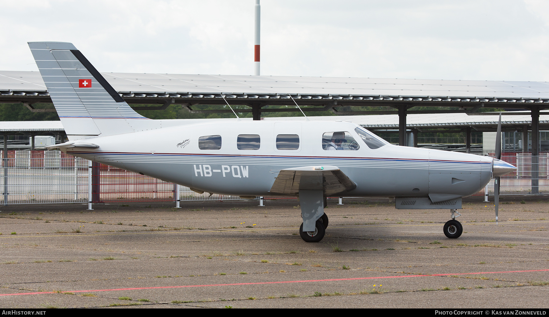 Aircraft Photo of HB-PQW | Piper PA-46-350P Malibu Mirage | AirHistory.net #467176