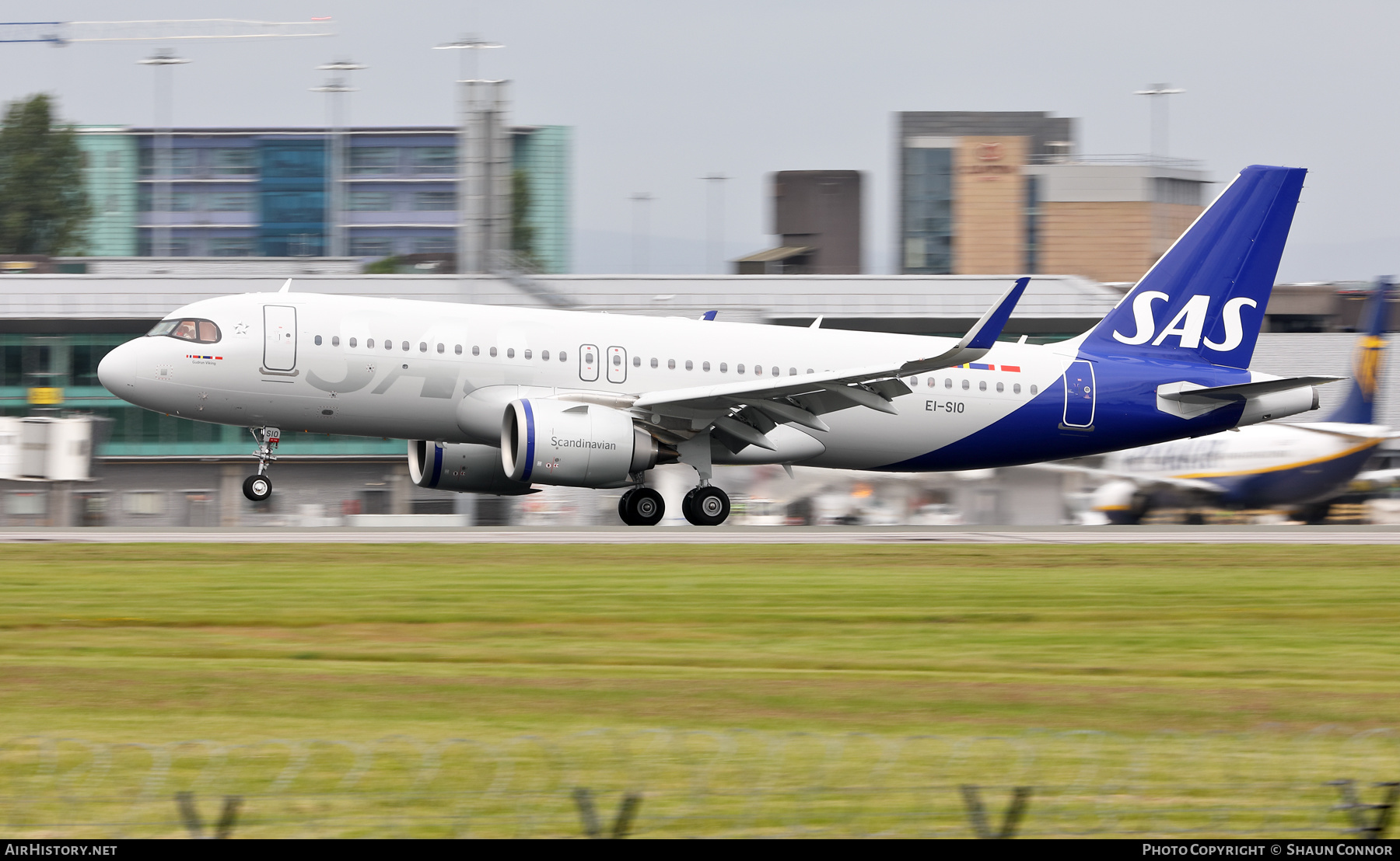 Aircraft Photo of EI-SIO | Airbus A320-251N | Scandinavian Airlines - SAS | AirHistory.net #467282