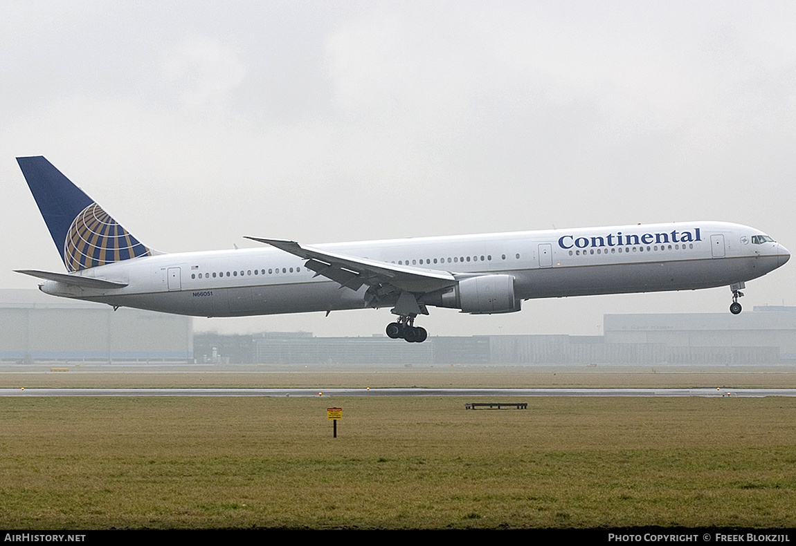 Aircraft Photo of N66051 | Boeing 767-424/ER | Continental Airlines | AirHistory.net #467311