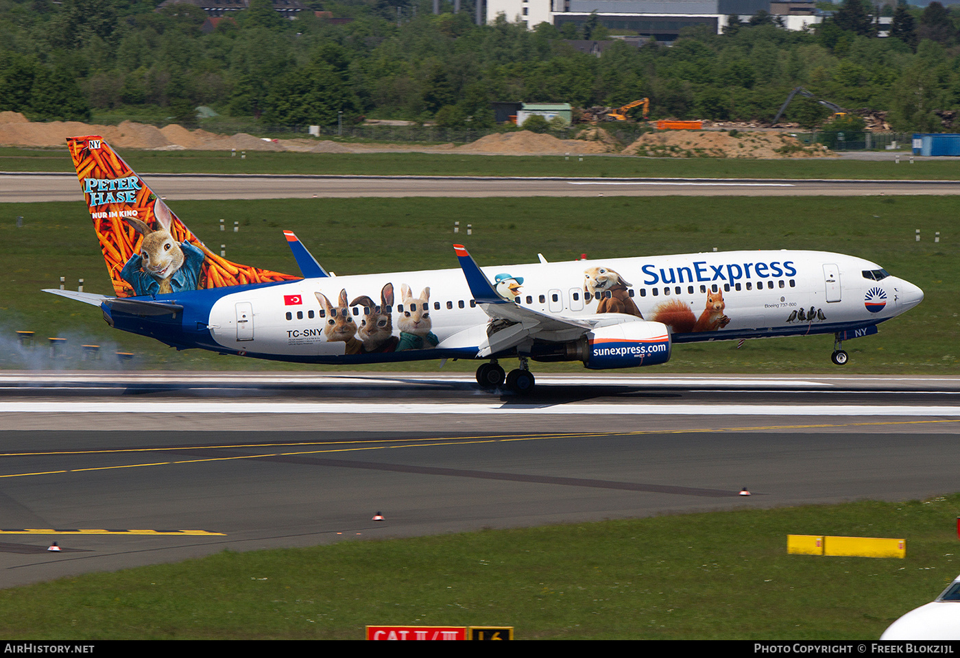 Aircraft Photo of TC-SNY | Boeing 737-8K5 | SunExpress | AirHistory.net #467343