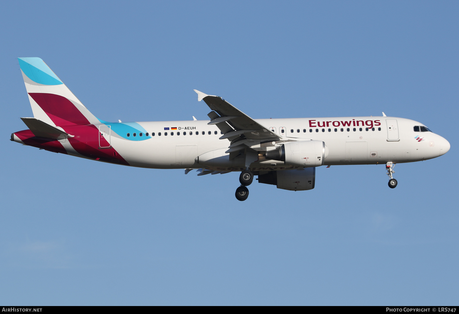 Aircraft Photo of D-AEUH | Airbus A320-214 | Eurowings | AirHistory.net #467406