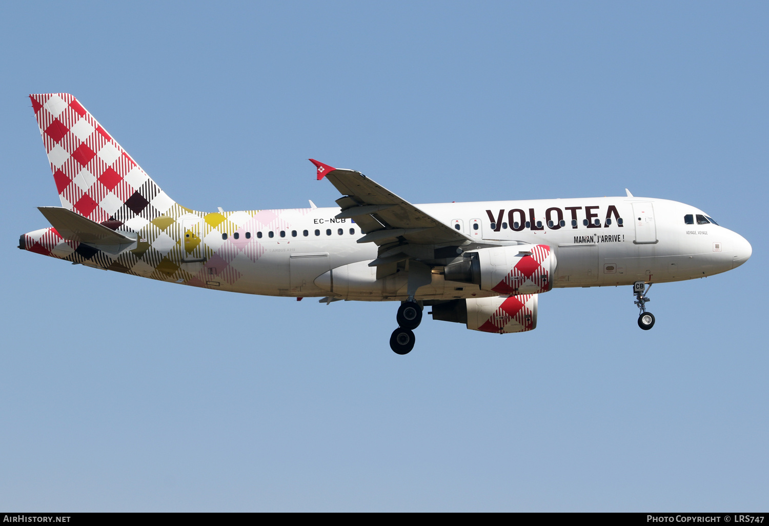 Aircraft Photo of EC-NCB | Airbus A319-111 | Volotea | AirHistory.net #467427