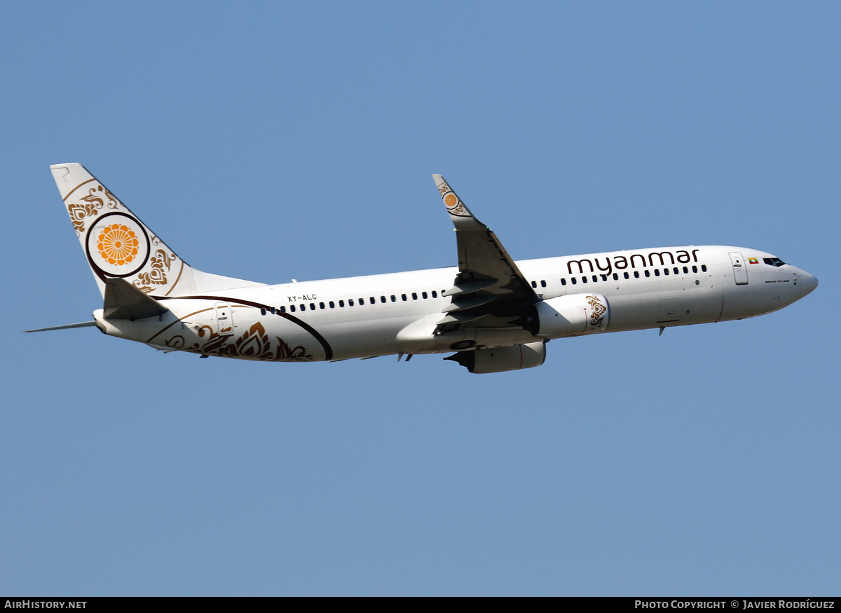 Aircraft Photo of XY-ALC | Boeing 737-86N | Myanmar National Airlines | AirHistory.net #467455