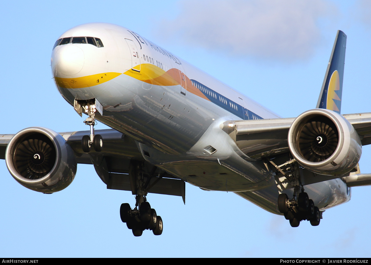 Aircraft Photo of VT-JEQ | Boeing 777-35R/ER | Jet Airways | AirHistory.net #467472
