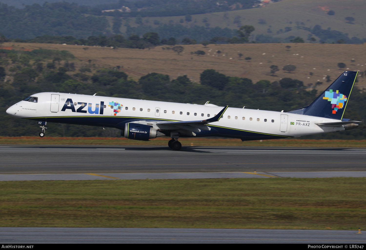 Aircraft Photo of PR-AXZ | Embraer 195AR (ERJ-190-200IGW) | Azul Linhas Aéreas Brasileiras | AirHistory.net #467691