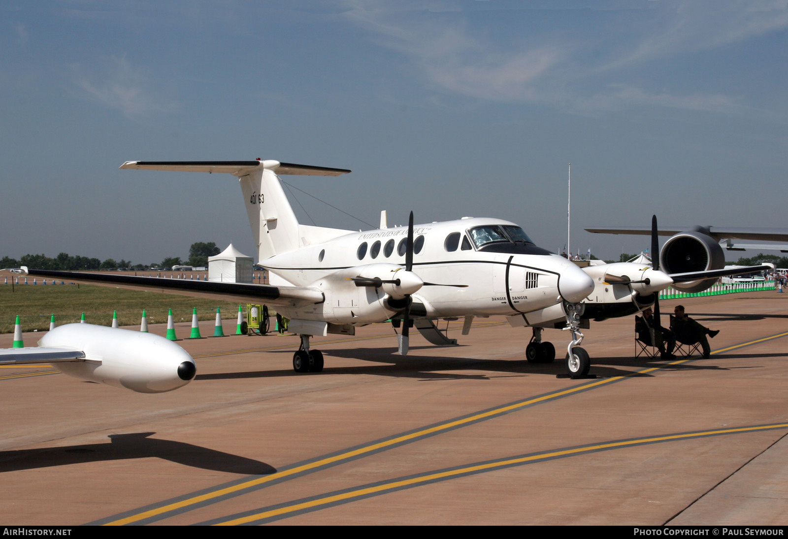 Aircraft Photo of 84-0163 / 40163 | Beech C-12U-3 Huron (B200C) | USA - Army | AirHistory.net #467797