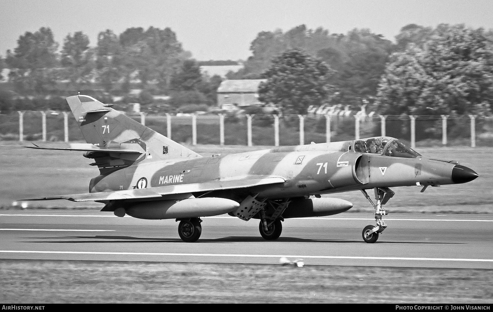 Aircraft Photo of 71 | Dassault Super Etendard | France - Navy | AirHistory.net #467910