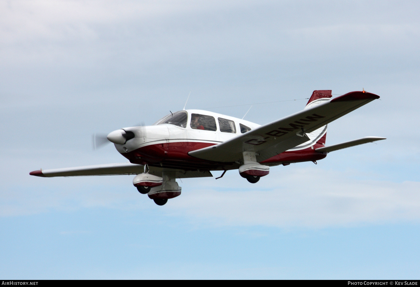 Aircraft Photo of G-BMIW | Piper PA-28-181 Archer II | AirHistory.net #467927