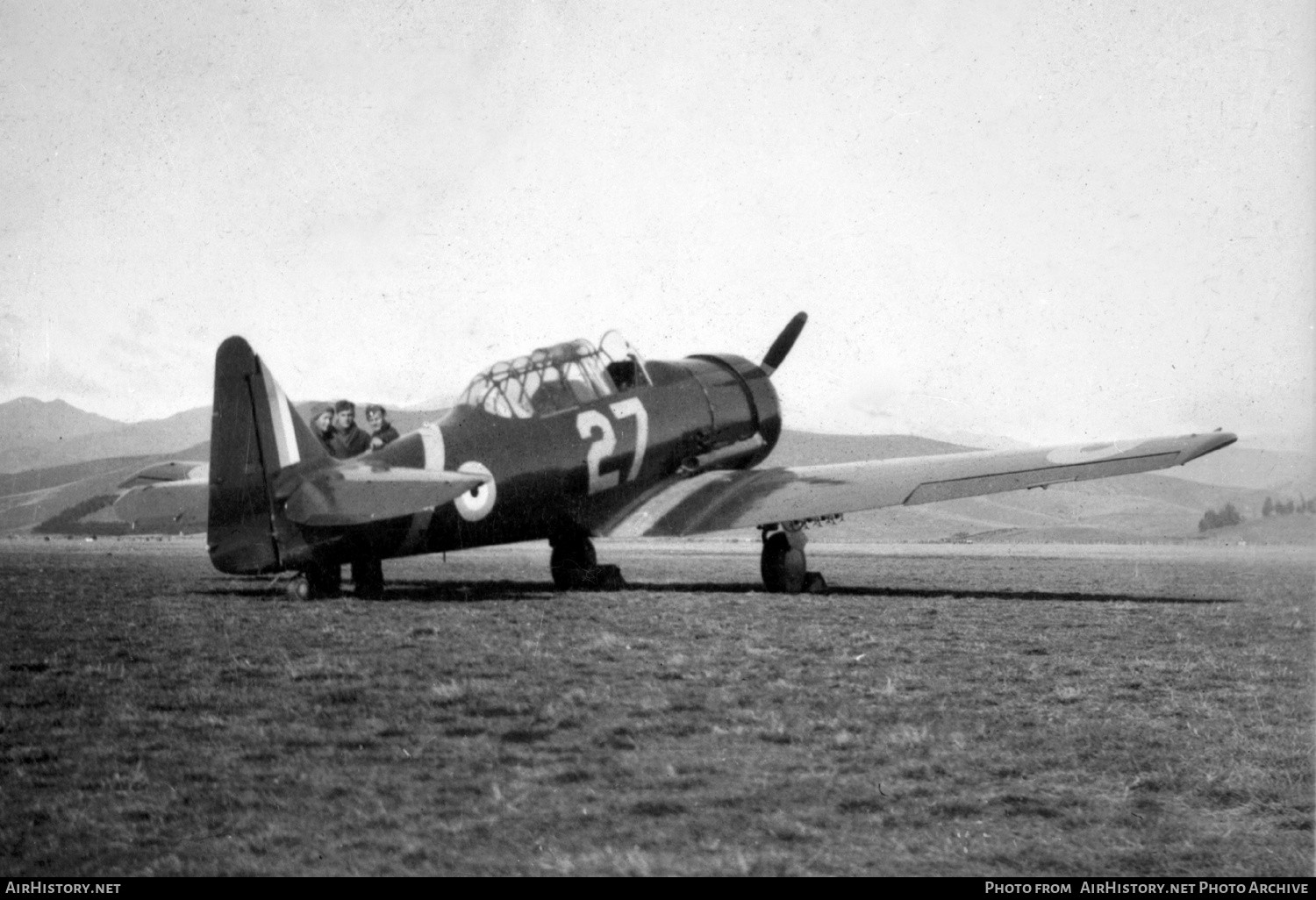 Aircraft Photo of NZ927 | North American AT-16 Harvard II | New Zealand - Air Force | AirHistory.net #467937