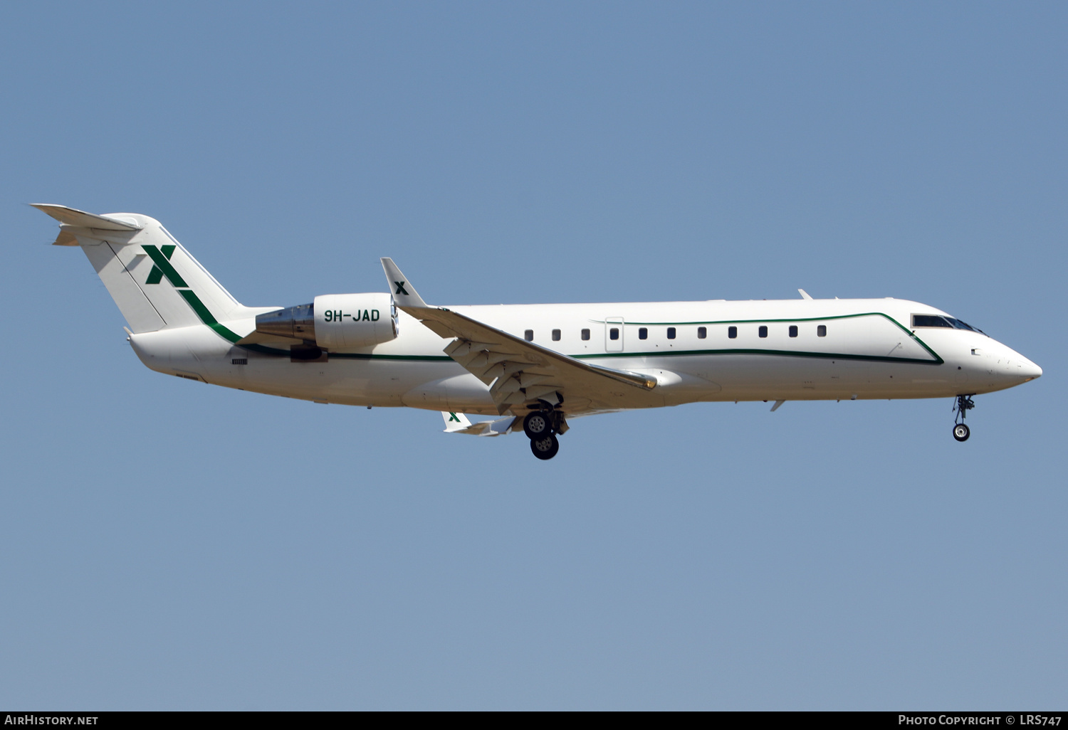 Aircraft Photo of 9H-JAD | Bombardier Challenger 850 (CRJ-200SE/CL-600-2B19) | AirX Charter | AirHistory.net #467971