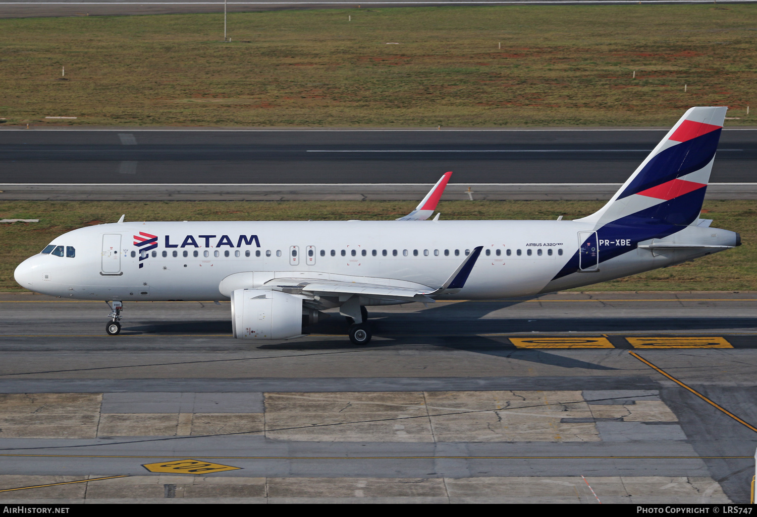 Aircraft Photo of PR-XBE | Airbus A320-273N | LATAM Airlines | AirHistory.net #467993