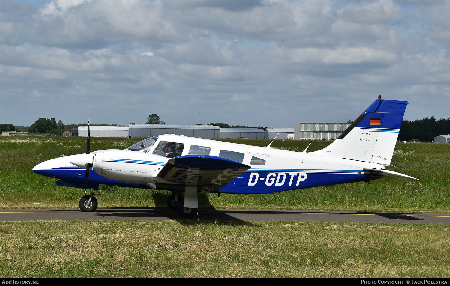 Aircraft Photo of D-GDTP | Piper PA-34-200T Seneca II | AirHistory.net #468010