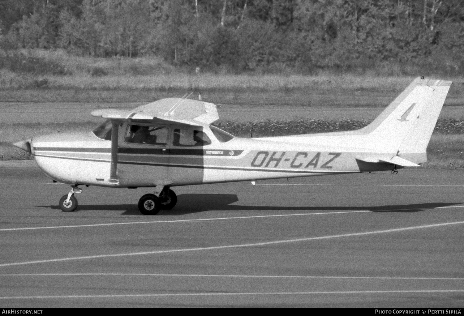 Aircraft Photo of OH-CAZ | Cessna 172N Skyhawk II | AirHistory.net #468028