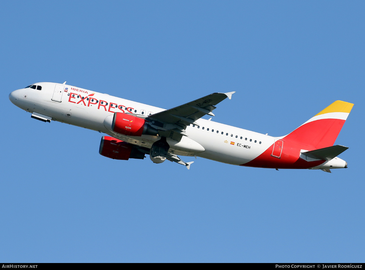 Aircraft Photo of EC-MEH | Airbus A320-214 | Iberia Express | AirHistory.net #468047