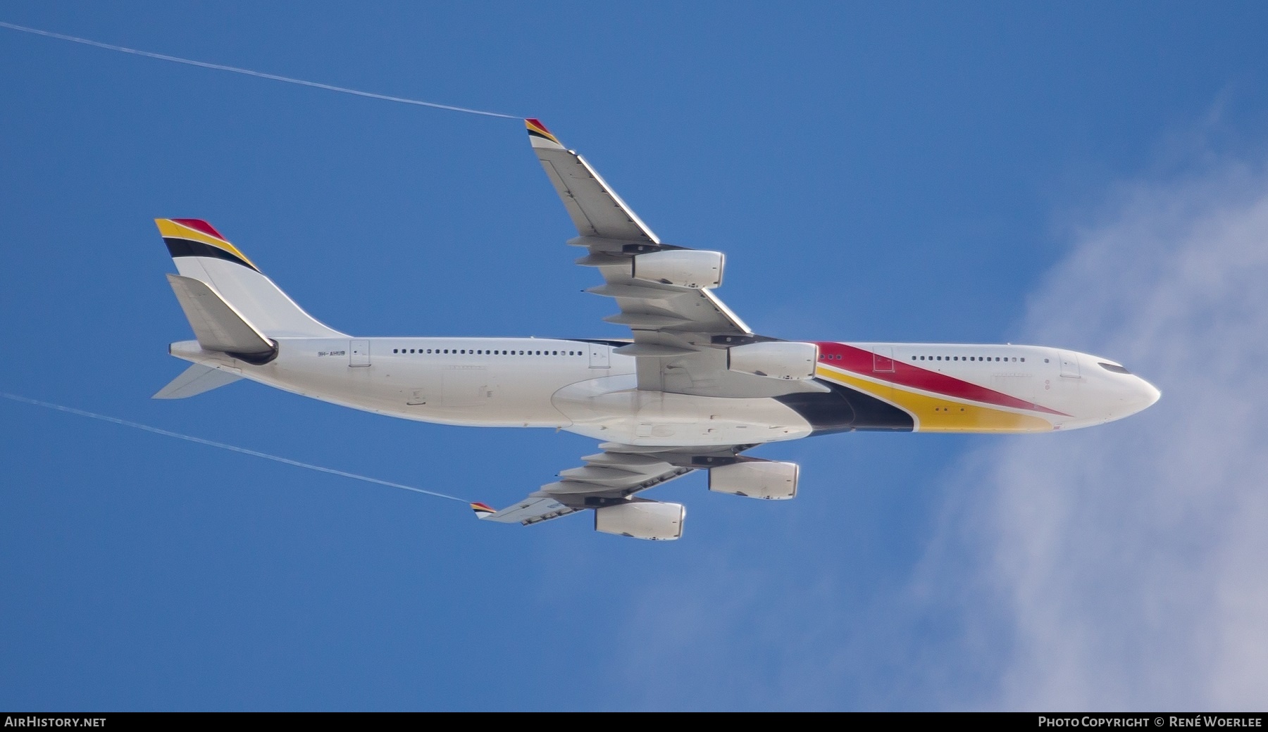 Aircraft Photo of 9H-AHUB | Airbus A340-313E | AirHistory.net #468241