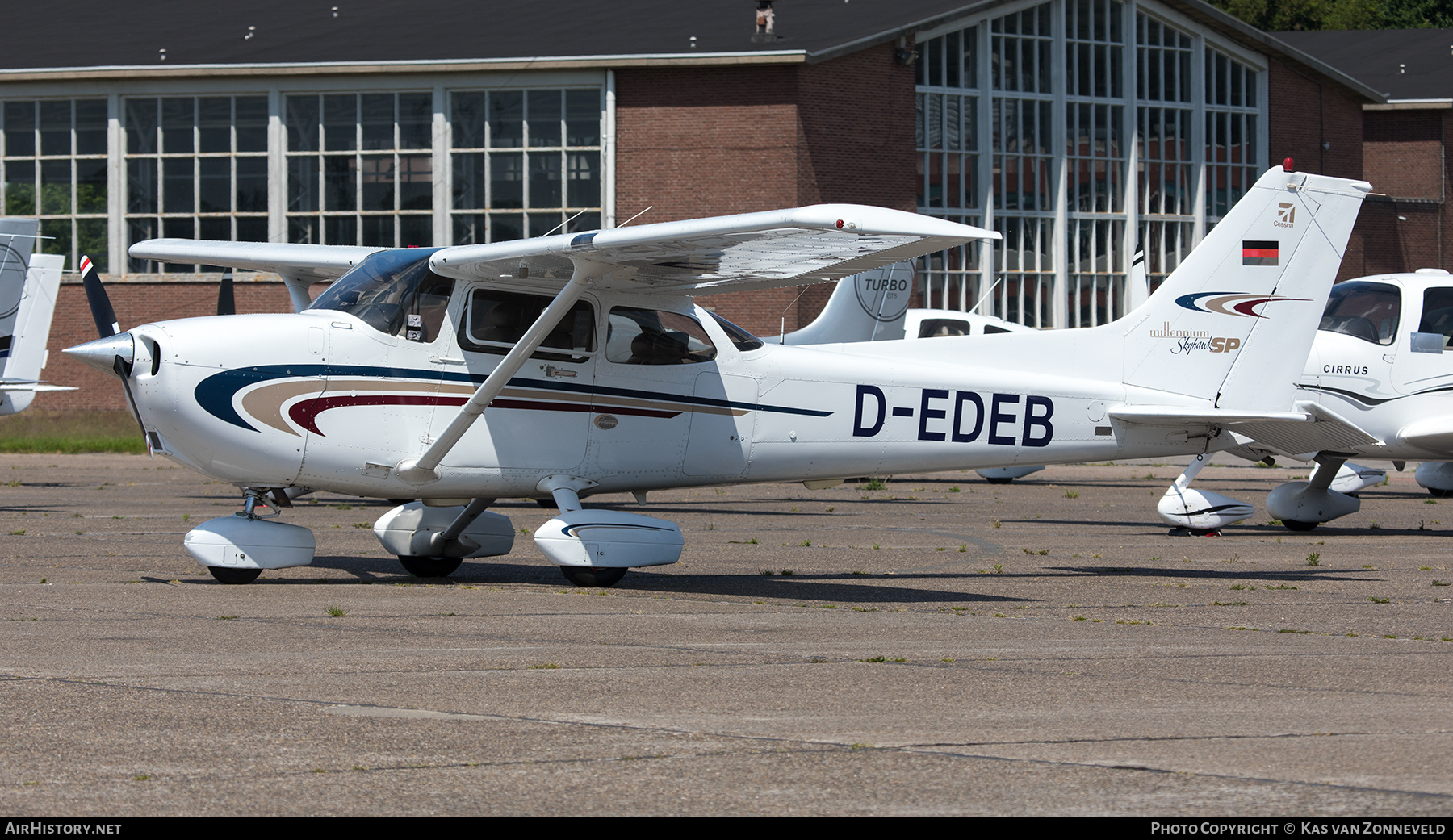 Aircraft Photo of D-EDEB | Cessna 172S Millennium Skyhawk SP | AirHistory.net #468248