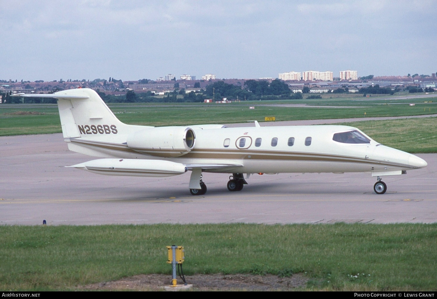 Aircraft Photo of N296BS | Gates Learjet 35A | AirHistory.net #468258