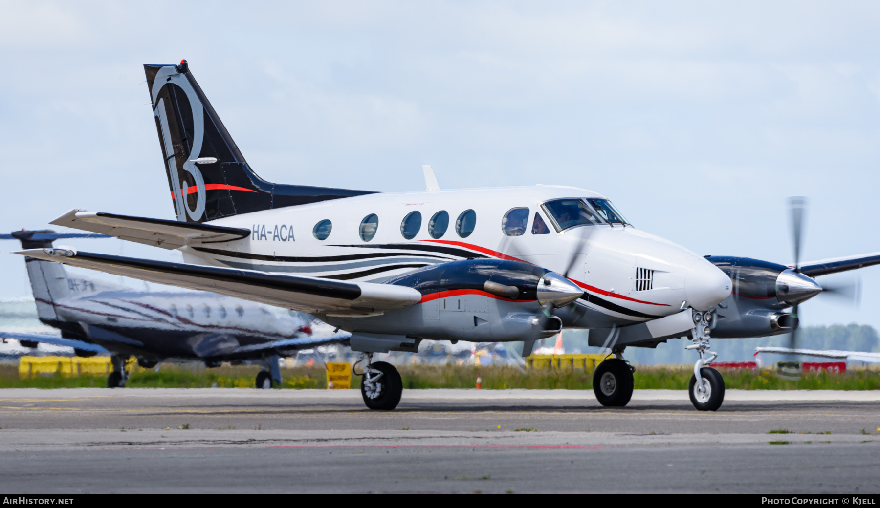 Aircraft Photo of HA-ACA | Beech C90B King Air | AirHistory.net #468338