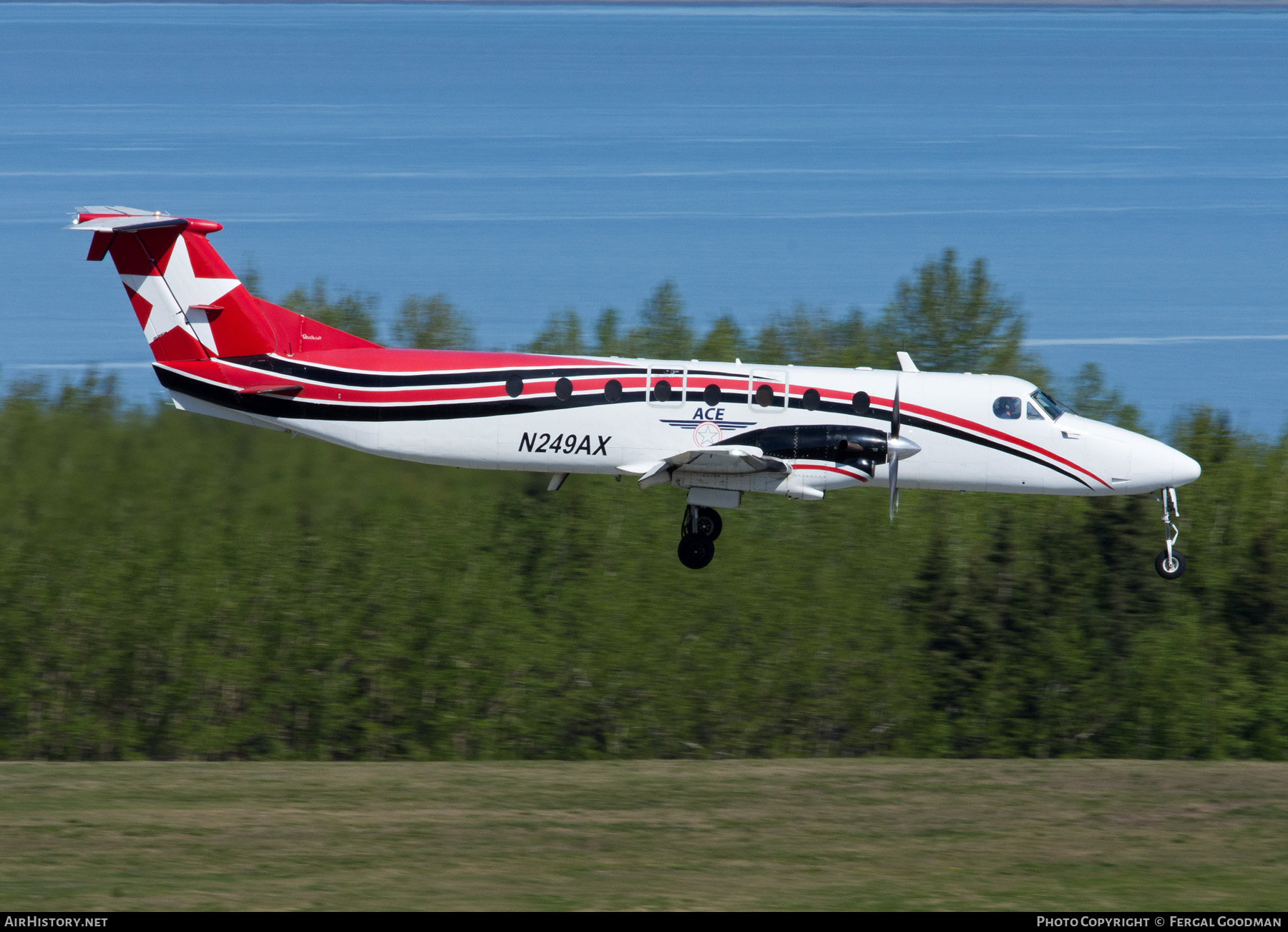 Aircraft Photo of N249AX | Beech 1900C-1 | ACE - Air Charter Express | AirHistory.net #468340