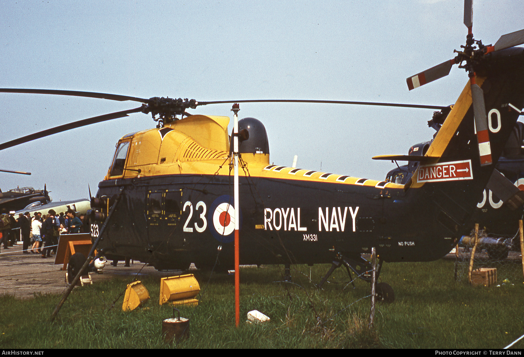 Aircraft Photo of XM331 | Westland WS-58 Wessex HAS.3 | UK - Navy | AirHistory.net #468385