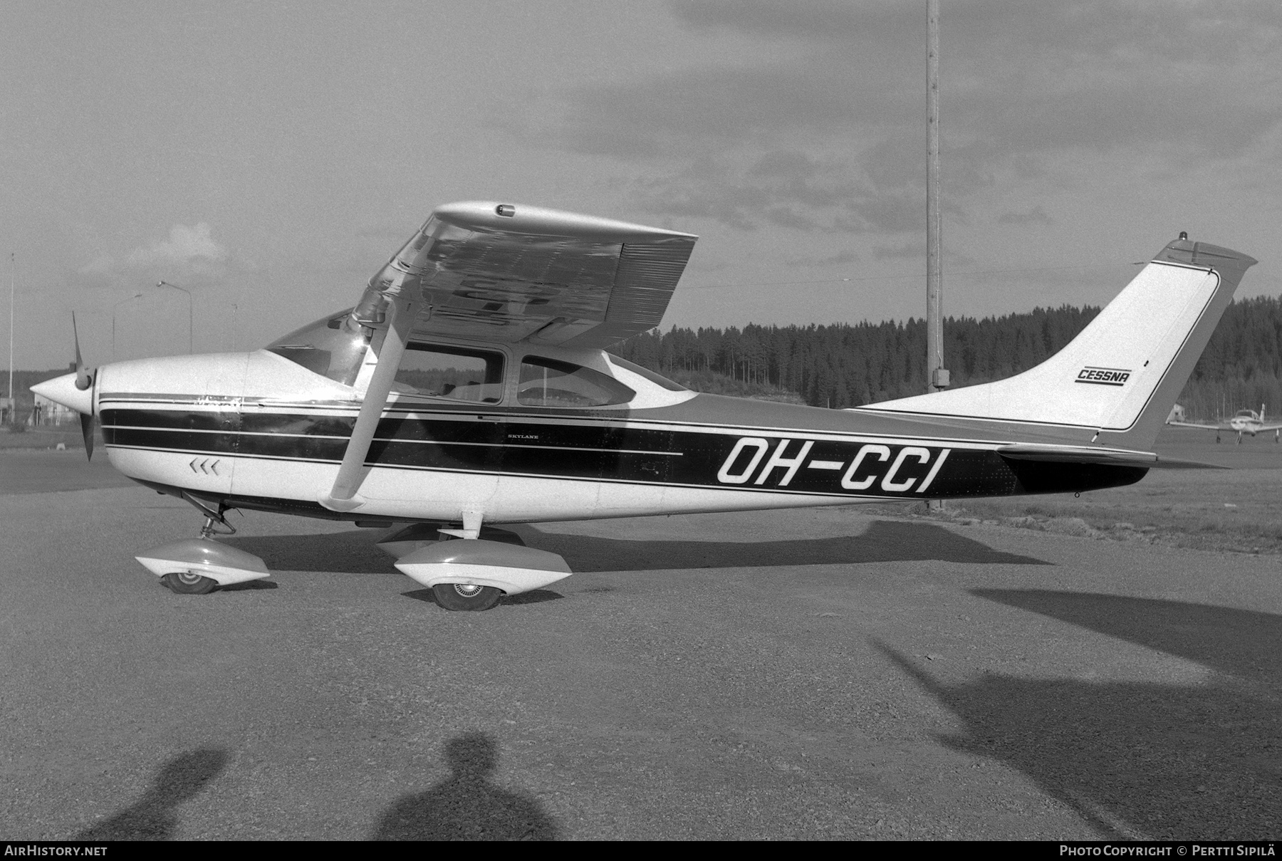 Aircraft Photo of OH-CCI | Cessna 182L Skylane | AirHistory.net #468396