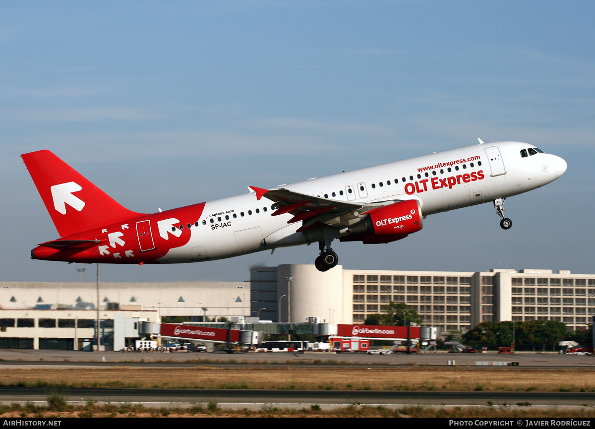 Aircraft Photo of SP-IAC | Airbus A320-214 | OLT Express - Ostfriesische Lufttransport | AirHistory.net #468409