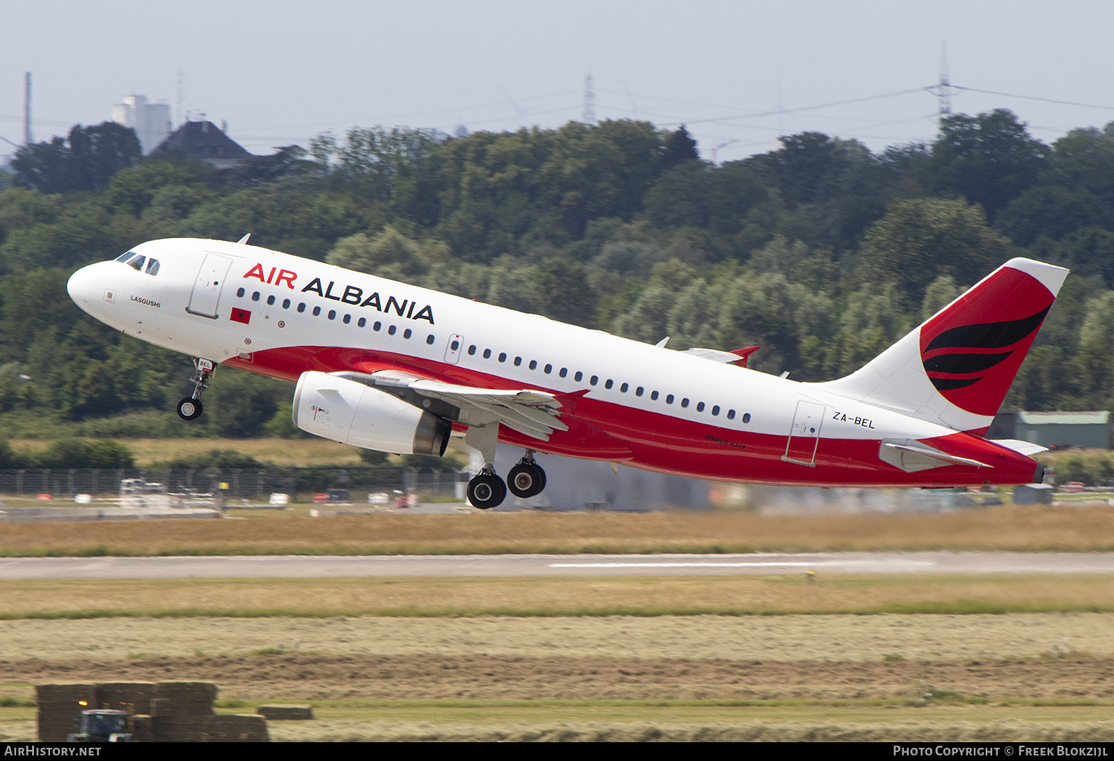 Aircraft Photo of ZA-BEL | Airbus A319-132 | Air Albania | AirHistory.net #468433