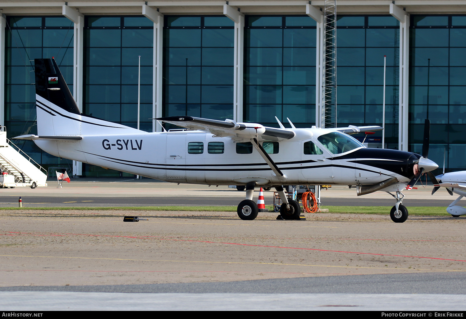 Aircraft Photo of G-SYLV | Cessna 208B Grand Caravan | AirHistory.net #468437
