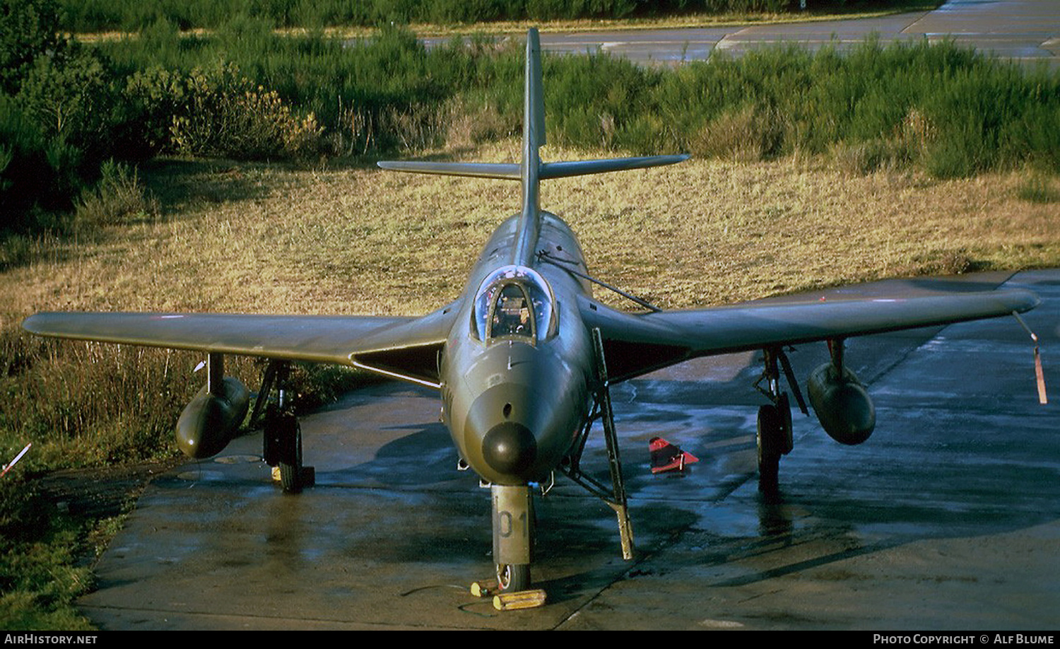 Aircraft Photo of E-401 | Hawker Hunter F51 | Denmark - Air Force | AirHistory.net #468472