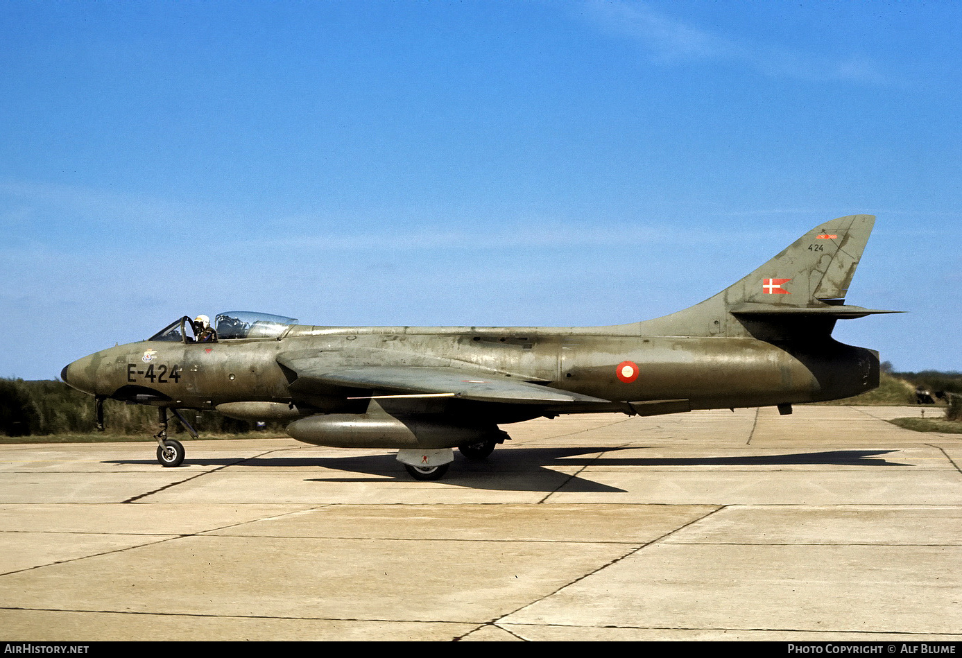 Aircraft Photo of E-424 | Hawker Hunter F51 | Denmark - Air Force | AirHistory.net #468477