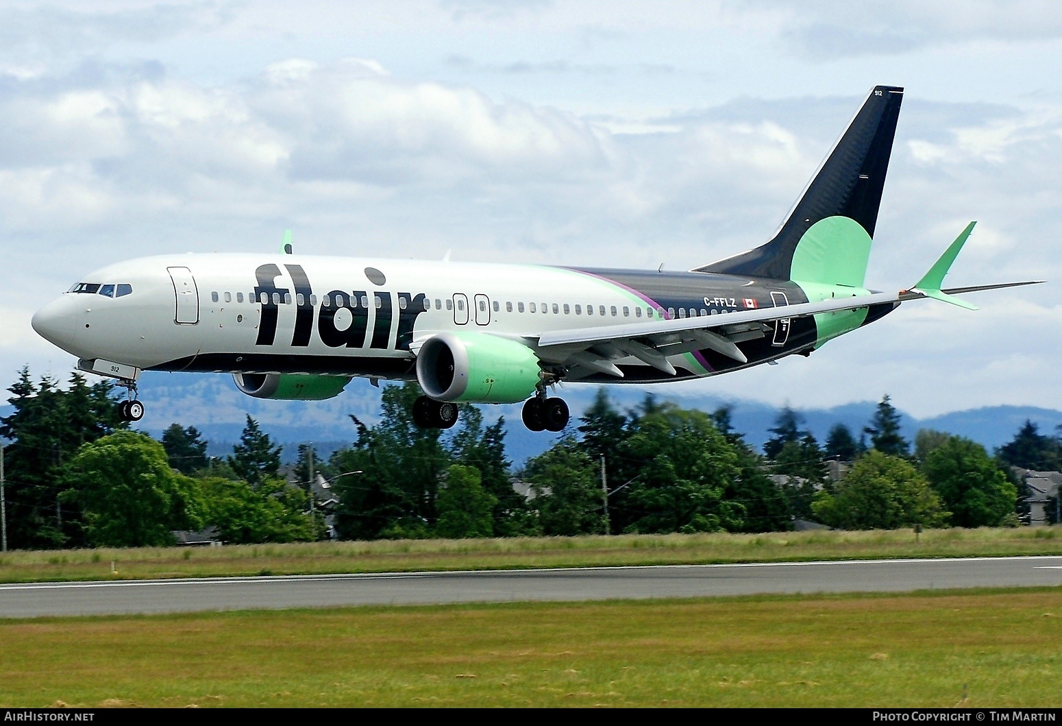 Aircraft Photo of C-FFLZ | Boeing 737-8 Max 8 | Flair Airlines | AirHistory.net #468488