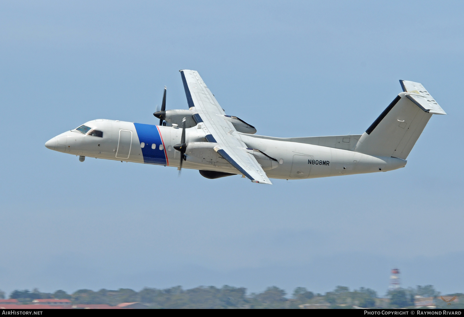 Aircraft Photo of N808MR | Bombardier DHC-8-315Q/MPA | AirHistory.net #468491