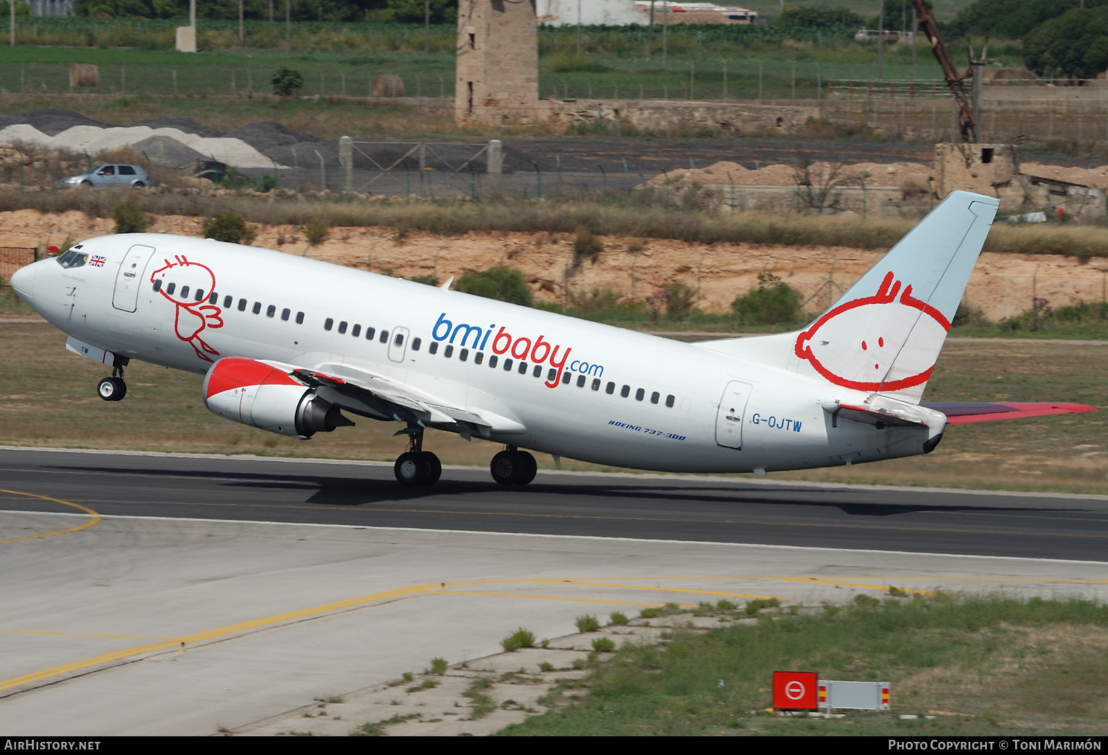 Aircraft Photo of G-OJTW | Boeing 737-36N | Bmibaby | AirHistory.net #468636