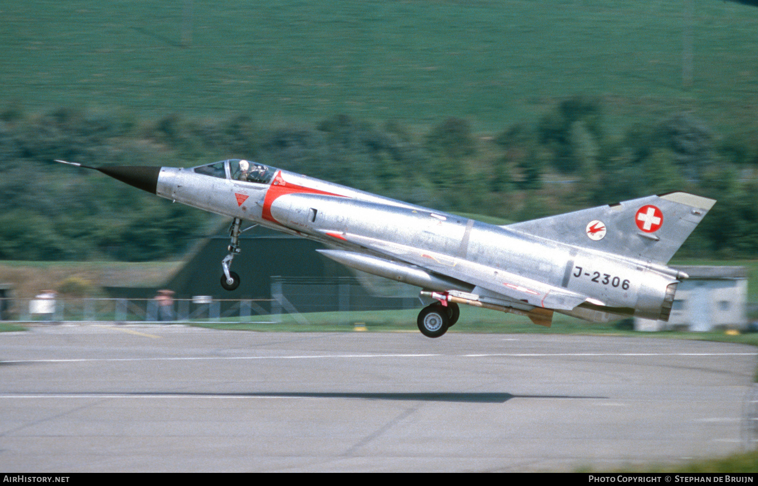 Aircraft Photo of J-2306 | Dassault Mirage IIIS | Switzerland - Air Force | AirHistory.net #468722