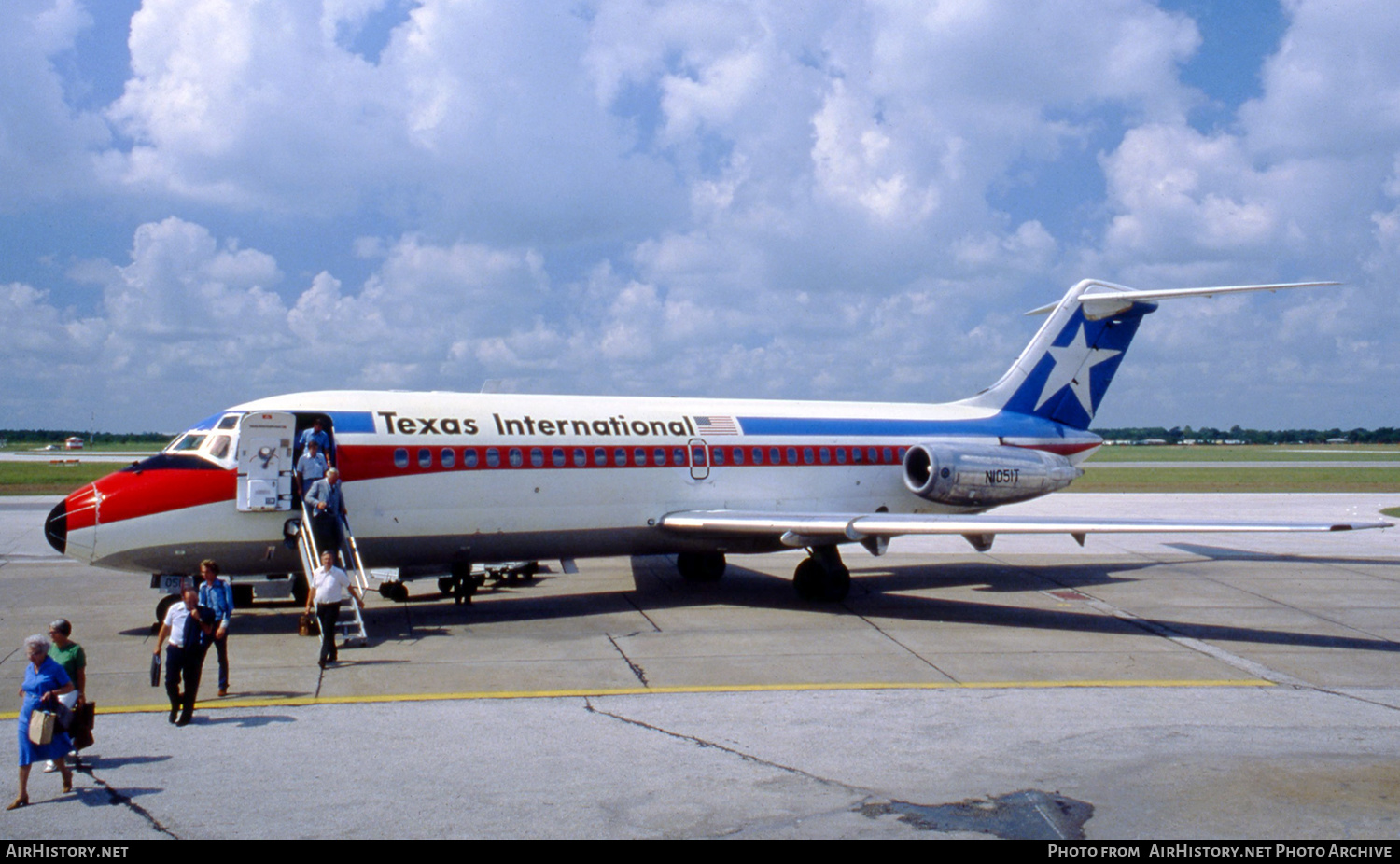 Aircraft Photo of N1051T | Douglas DC-9-14 | Texas International Airlines | AirHistory.net #468762