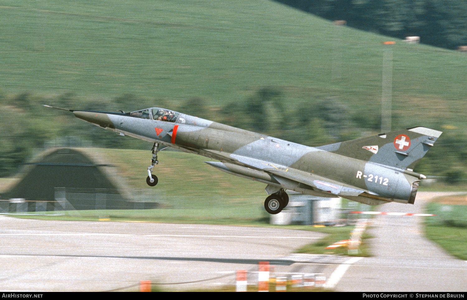 Aircraft Photo of R-2112 | Dassault Mirage IIIRS | Switzerland - Air Force | AirHistory.net #468861
