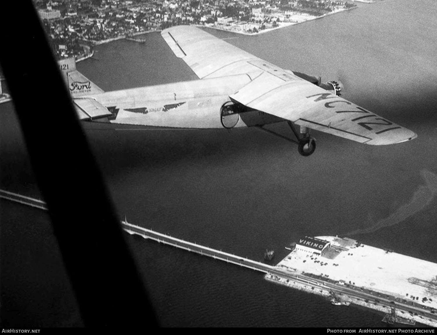 Aircraft Photo of NC7121 | Ford 4-AT-B Tri-Motor | Tri-Motored Air Tours - TMAT | AirHistory.net #468876