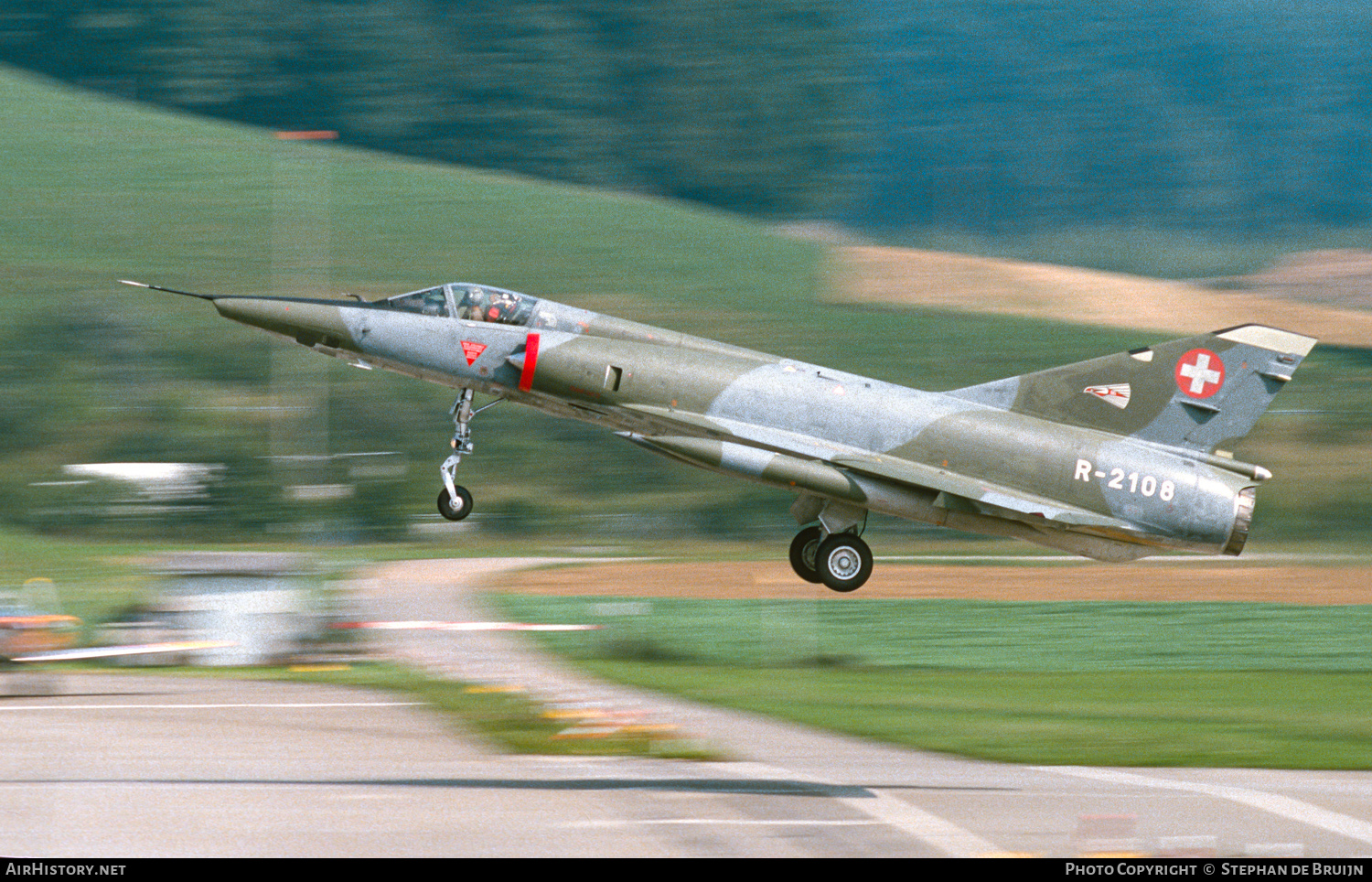 Aircraft Photo of R-2108 | Dassault Mirage IIIRS | Switzerland - Air Force | AirHistory.net #468881