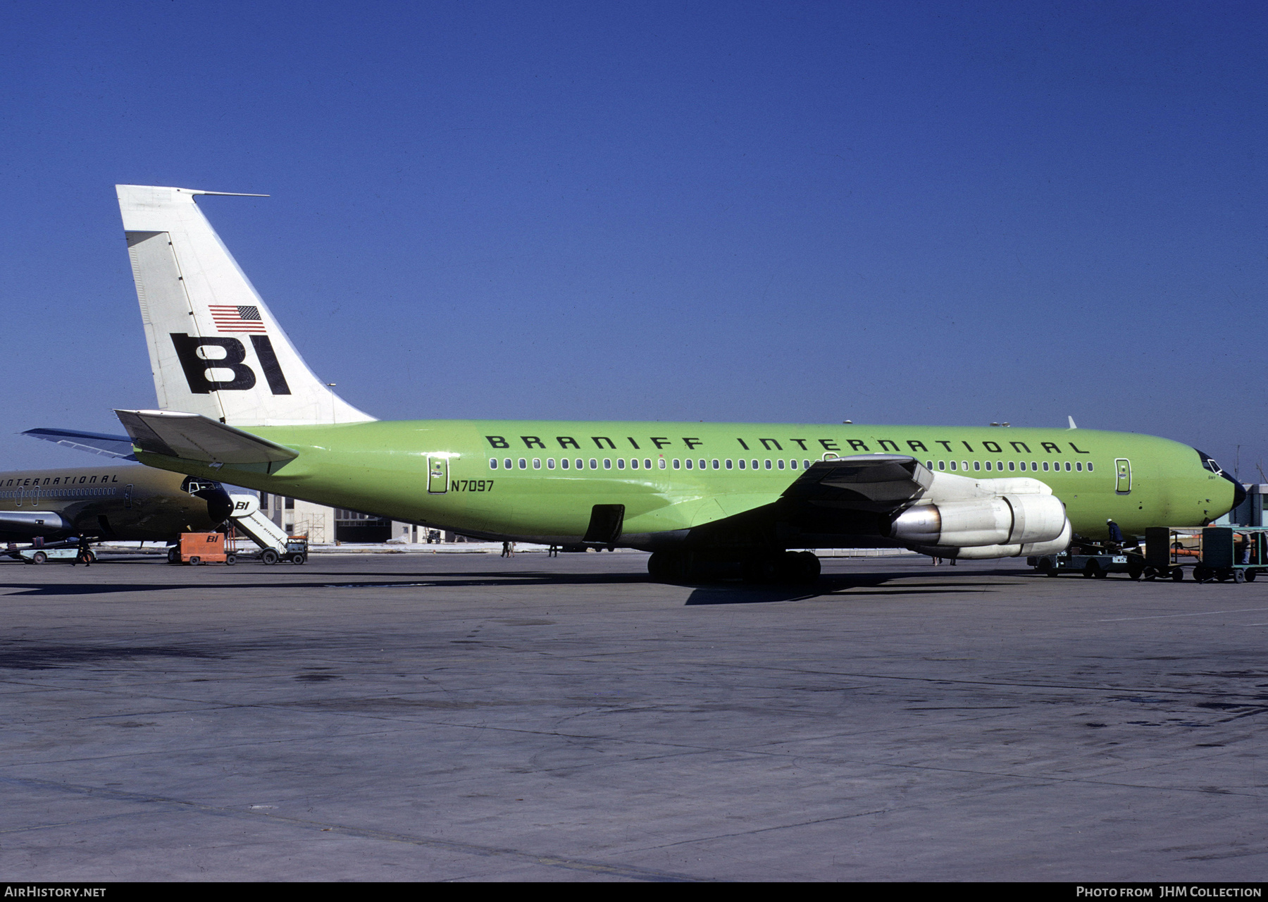 Aircraft Photo of N7097 | Boeing 707-327C | Braniff International Airways | AirHistory.net #469059