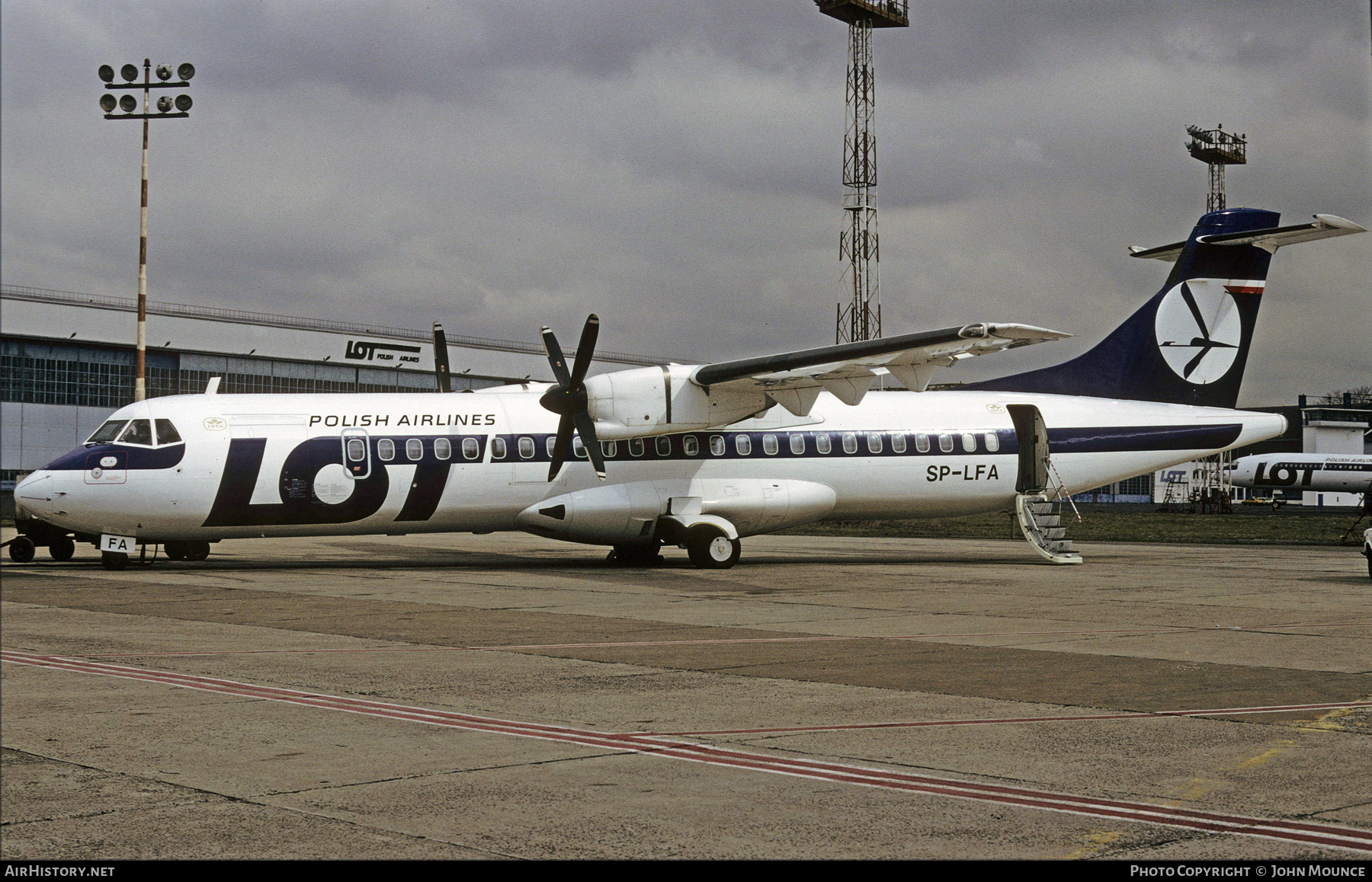 Aircraft Photo of SP-LFA | ATR ATR-72-202 | LOT Polish Airlines - Polskie Linie Lotnicze | AirHistory.net #469061