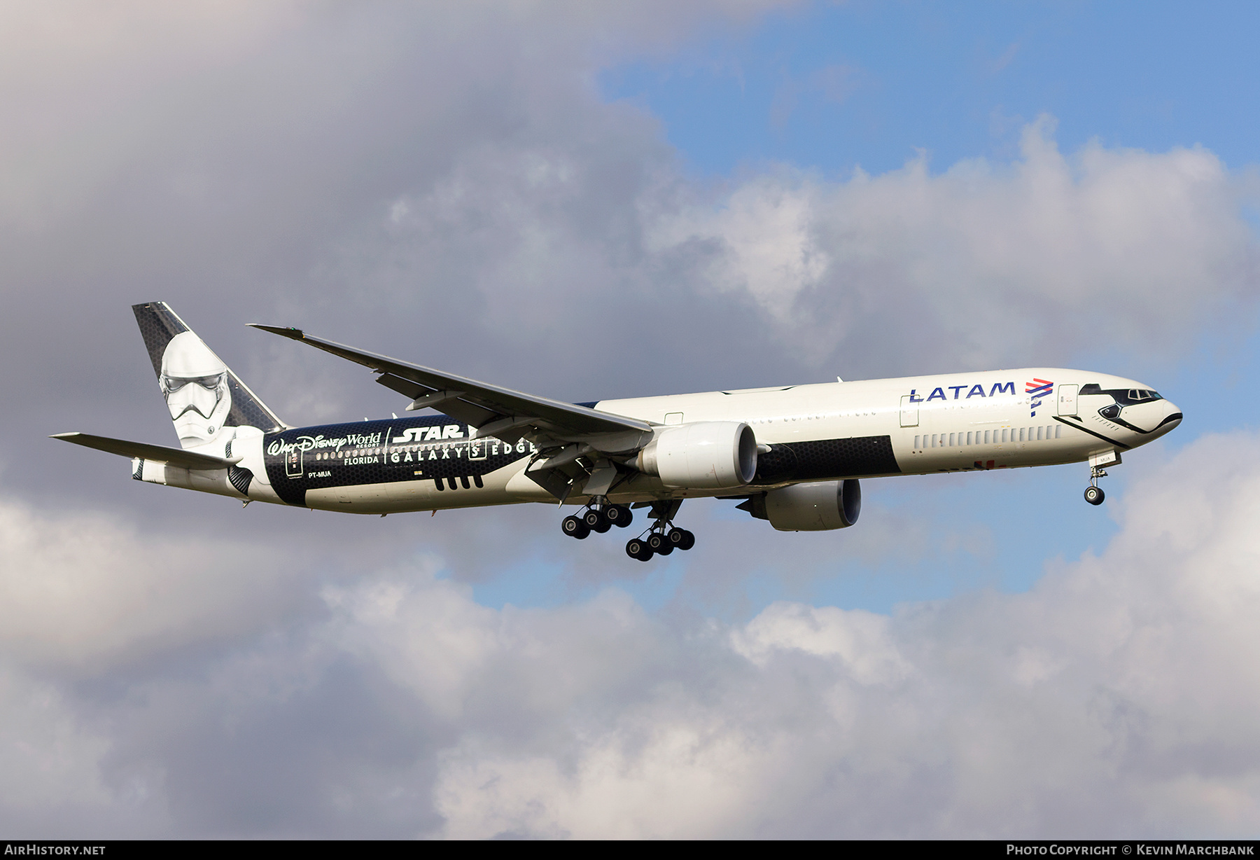 Aircraft Photo of PT-MUA | Boeing 777-32W/ER | LATAM Airlines | AirHistory.net #469066