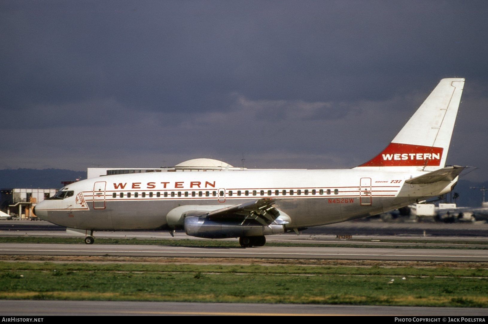 Aircraft Photo of N4526W | Boeing 737-247 | Western Airlines | AirHistory.net #469068