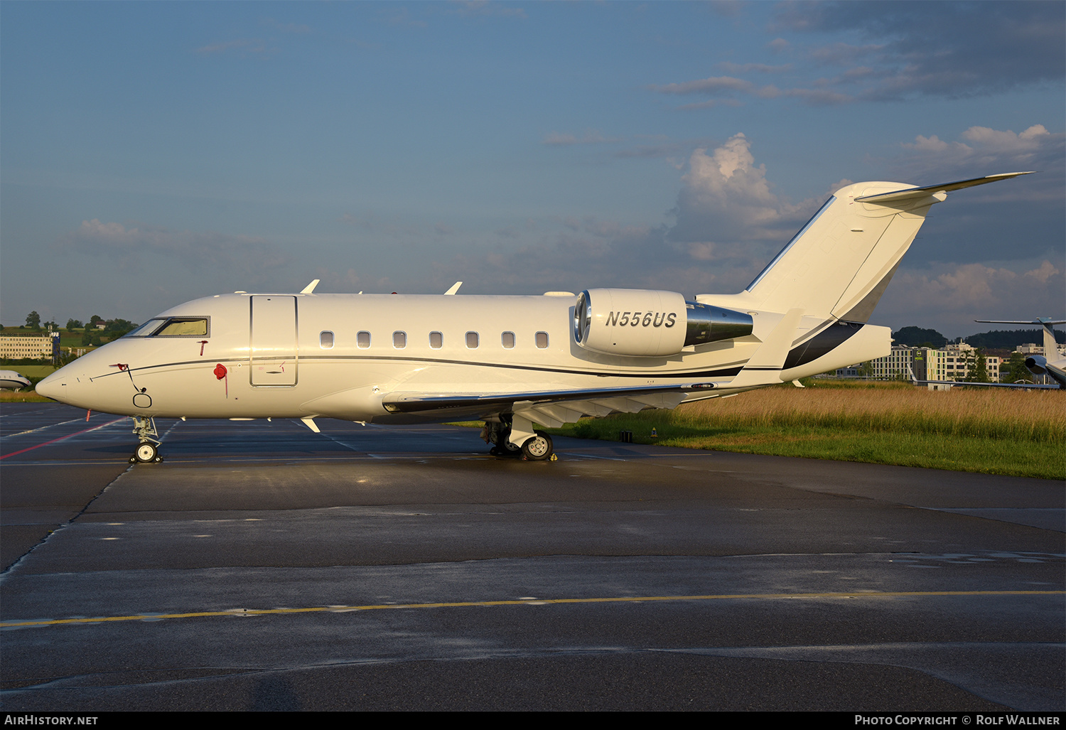 Aircraft Photo of N556US | Bombardier Challenger 604 (CL-600-2B16) | AirHistory.net #469139