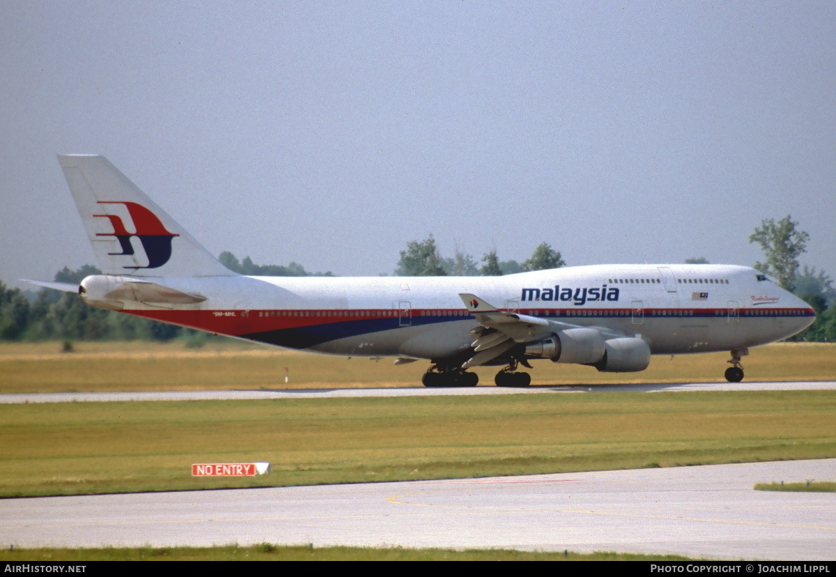 Aircraft Photo of 9M-MHL | Boeing 747-4H6 | Malaysia Airlines | AirHistory.net #469239