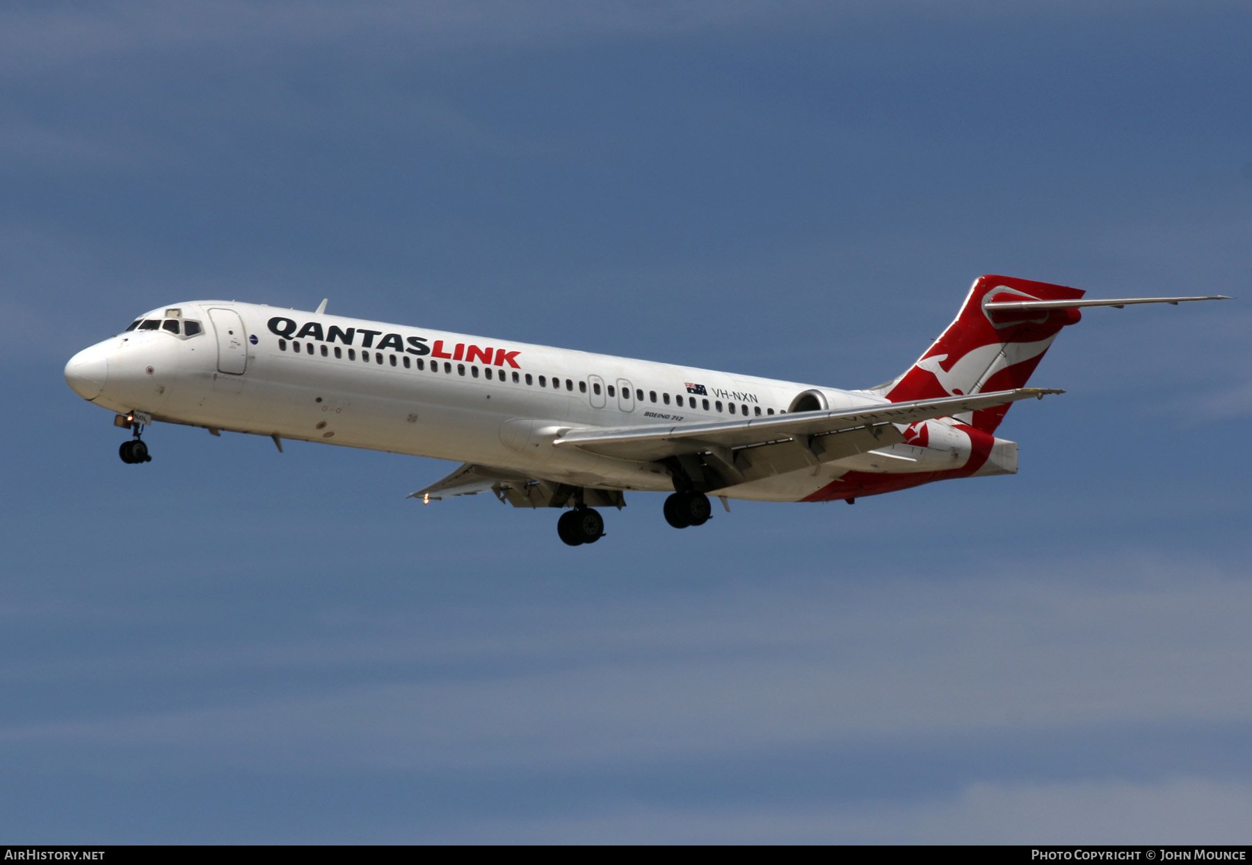 Aircraft Photo of VH-NXN | Boeing 717-231 | QantasLink | AirHistory.net #469289