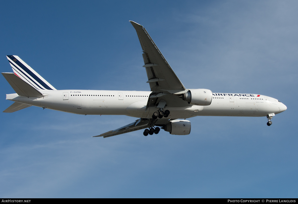 Aircraft Photo of F-GZNL | Boeing 777-328/ER | Air France | AirHistory.net #469436