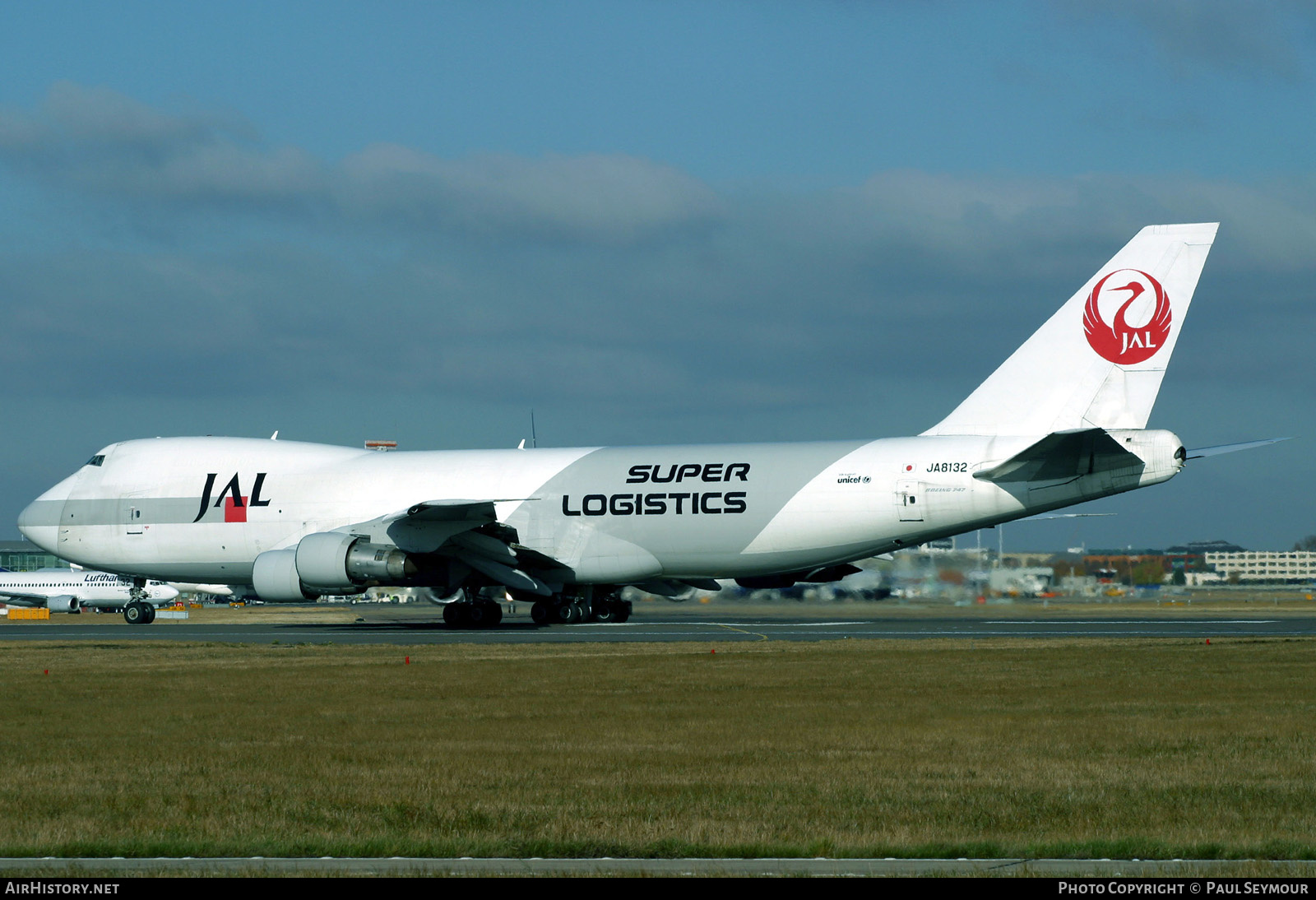 Aircraft Photo of JA8132 | Boeing 747-246F/SCD | Japan Airlines - JAL Super Logistics | AirHistory.net #469447