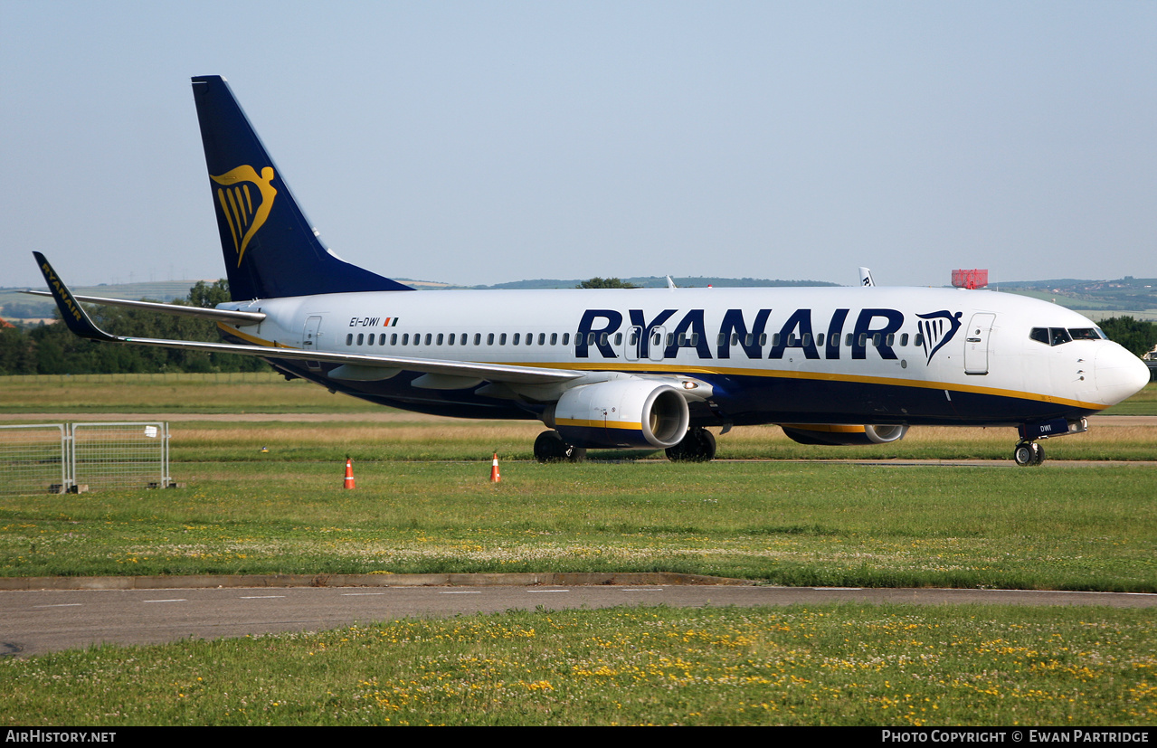 Aircraft Photo of EI-DWI | Boeing 737-8AS | Ryanair | AirHistory.net #469459